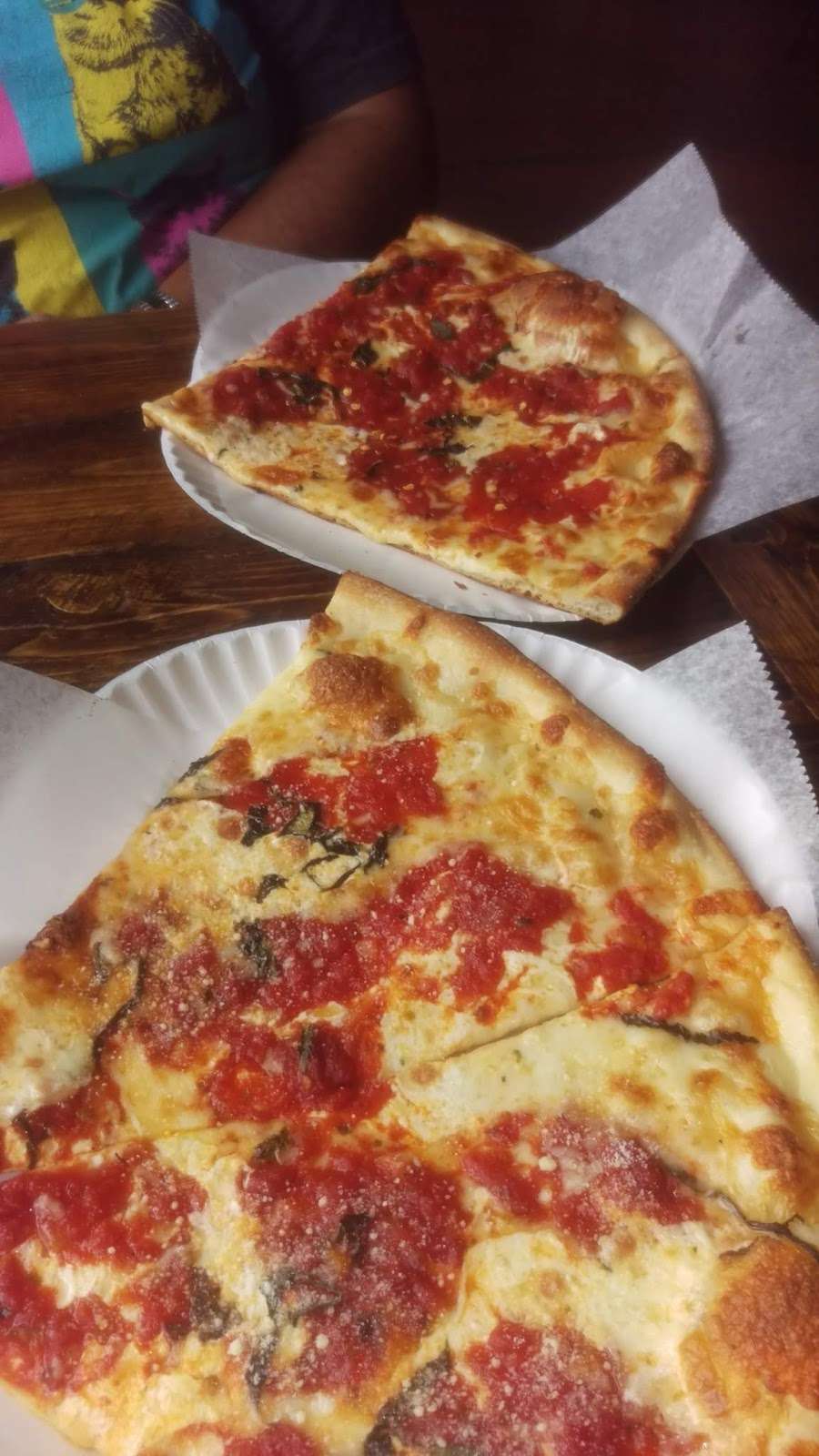 Lions Bleecker Street Pizza of Newtown | 123 S Main St, Newtown, CT 06470, USA | Phone: (203) 491-2494