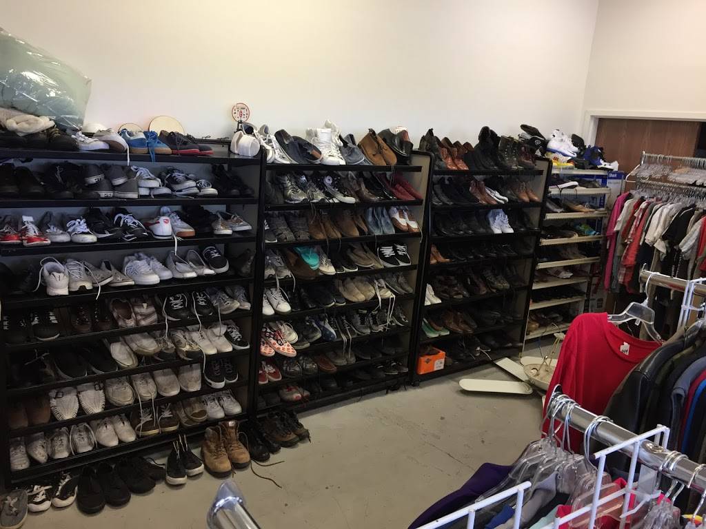 House Of Bargain Thrift Store | 3949 E 29th St, Tucson, AZ 85711 | Phone: (520) 398-4884