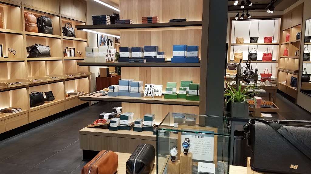 Shinola Tysons Corner Store | 7983 Tysons Corner Center G5U, Tysons, VA 22102, USA | Phone: (571) 489-6085