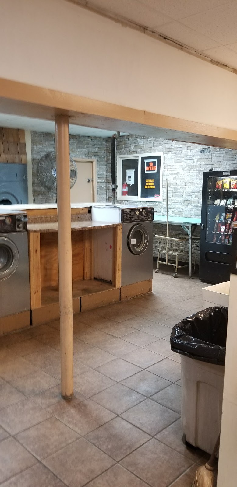 Dylans Suds Shop | 202 N Grant St, Edinburgh, IN 46124, USA | Phone: (812) 350-7989