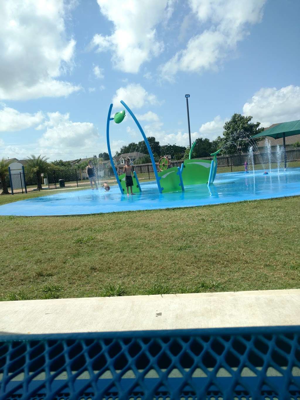 Monroe Splash Pad | 2528 Repsdorph Rd, Seabrook, TX 77586 | Phone: (281) 291-5713