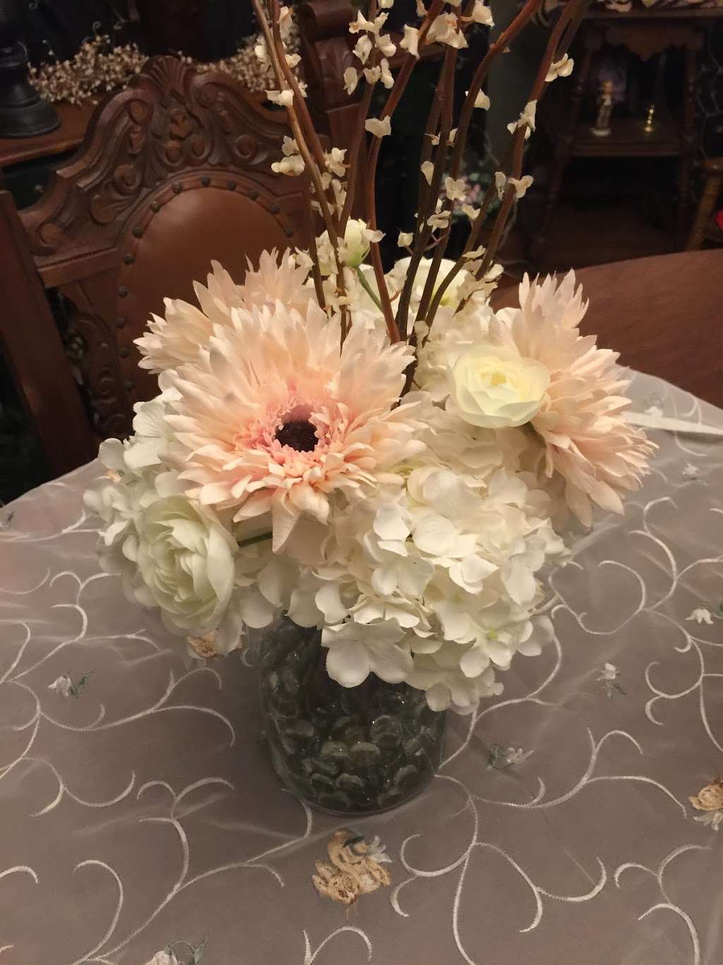 Twisted Twigs Florals | 1123, 325 S Bonsall Rd, Coatesville, PA 19320, USA | Phone: (484) 368-9672