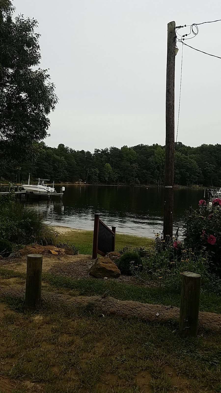 Hillbottom Beach | Shore Rd, Severna Park, MD 21146, USA
