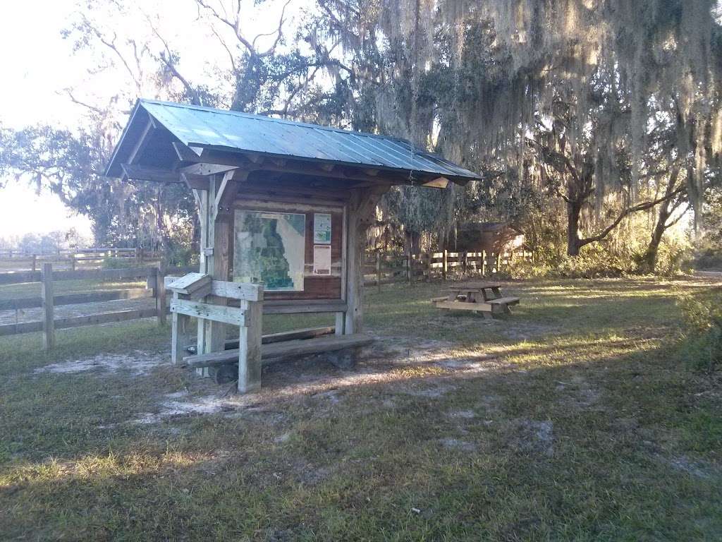 Chuluota Wilderness Area Trailhead Parking | 3693-3773 Curryville Rd, Oviedo, FL 32766, USA | Phone: (407) 349-0959