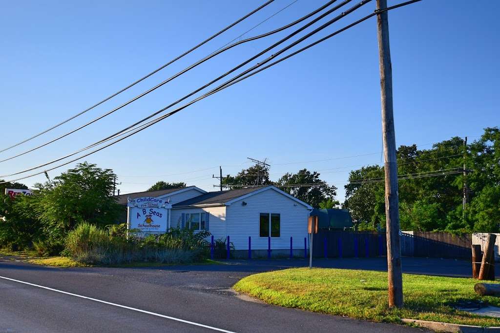 A B Seas Schoolhouse | 967 NJ-36, Atlantic Highlands, NJ 07716, USA | Phone: (732) 872-2123
