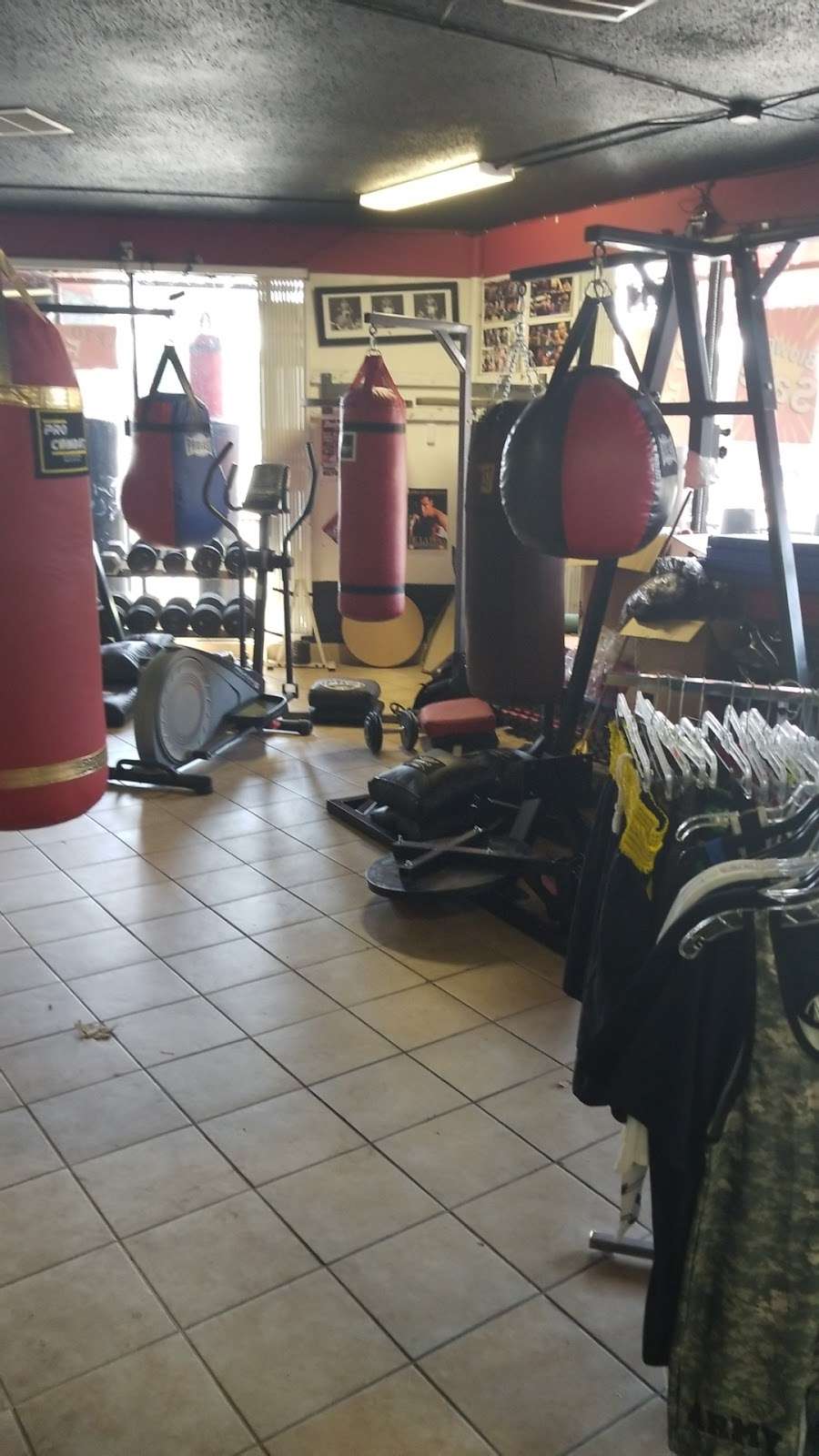 PRO Boxing Shop 11555 Whittier Blvd, Whittier, CA 90601, USA