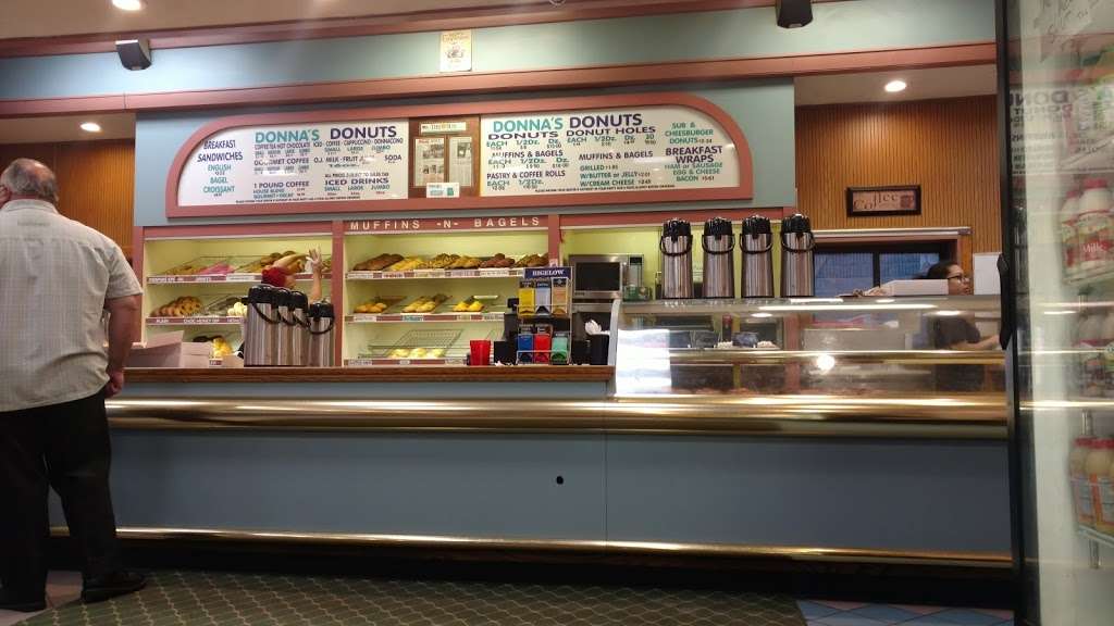 Donnas Donuts | 2106 Main St, Tewksbury, MA 01876, USA | Phone: (978) 988-0010