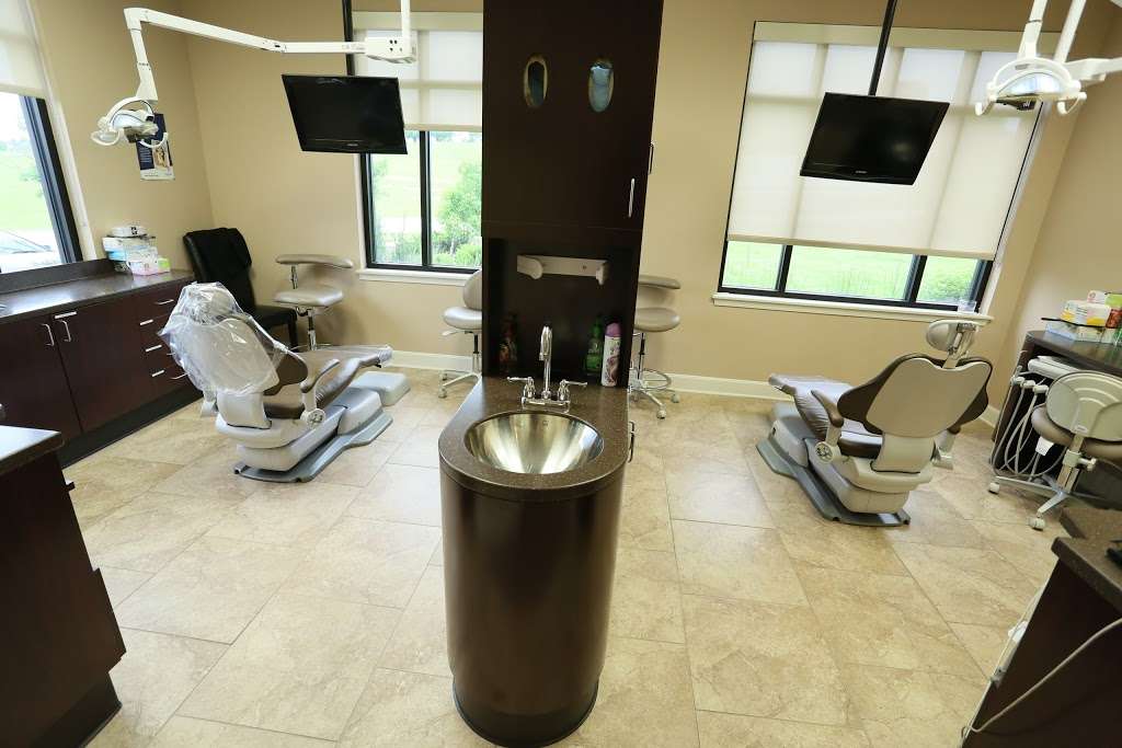 Dental Expressions Leawood | 14109 Overbrook Rd, Leawood, KS 66224, USA | Phone: (913) 851-1018