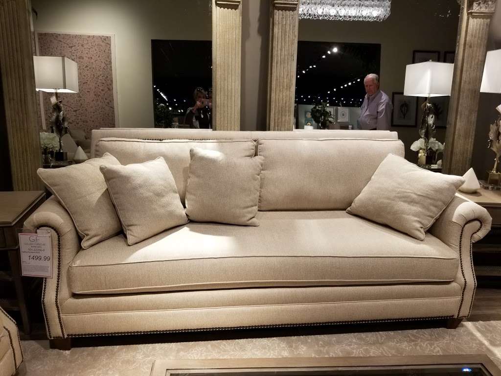 Gallery Furniture | 7227 West Grand Parkway South, Richmond, TX 77407, USA | Phone: (281) 407-7161