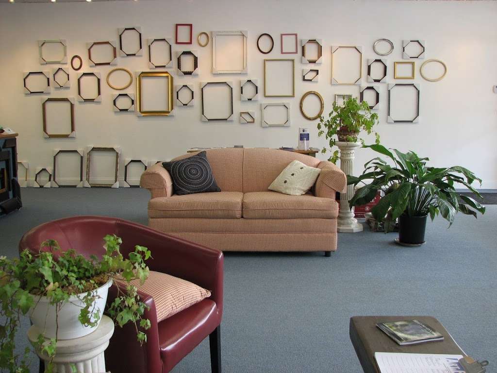 Art & Frame Of Danbury LLC. | Route 6 Plaza, 60 Newtown Rd, Danbury, CT 06810, USA | Phone: (203) 748-0197