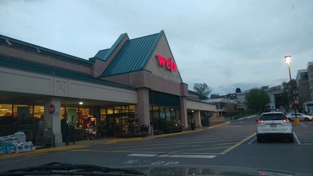 Weis Markets | 1 Weis Plaza, Nanticoke, PA 18634 | Phone: (570) 735-2458