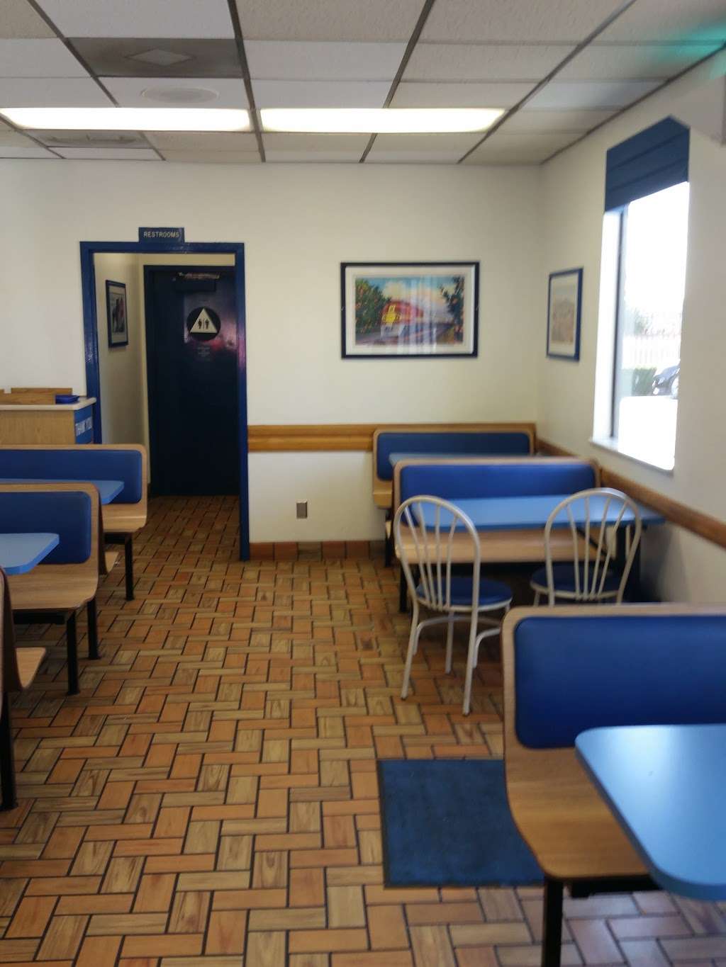 Bakers Drive-Thru | 1791 N Mt Vernon Ave, Colton, CA 92324, USA | Phone: (909) 884-5233