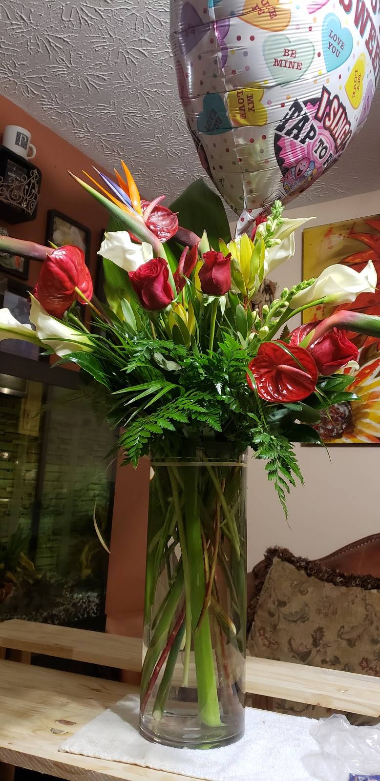 Eves Flower Shop | 25 Strickland St, Fairburn, GA 30213, USA | Phone: (770) 964-9679