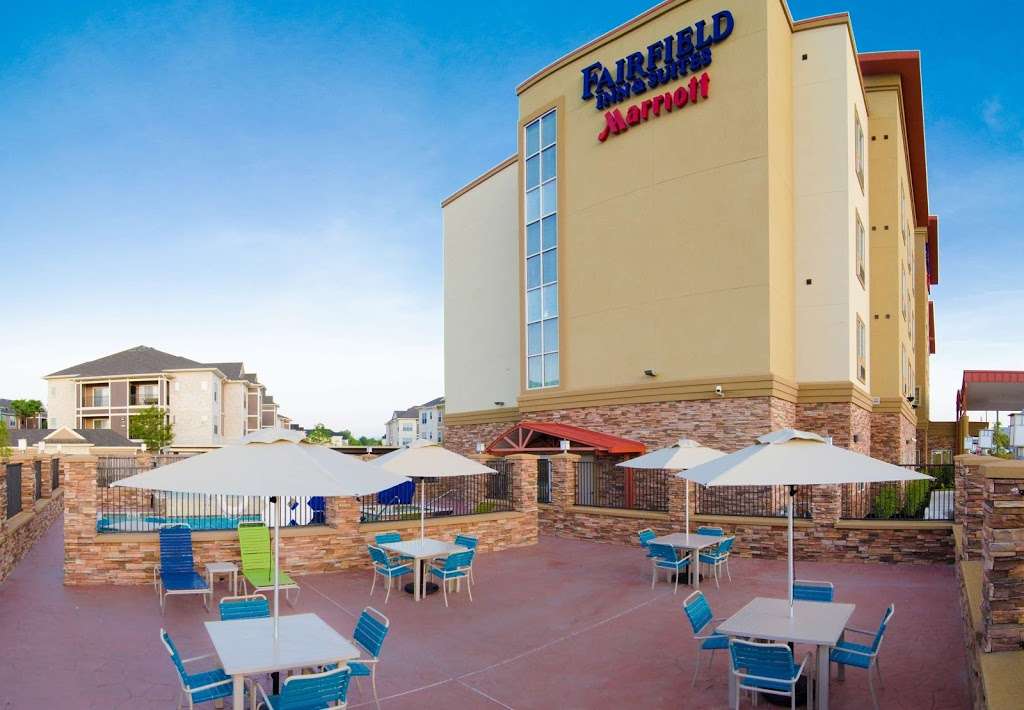 Fairfield Inn & Suites by Marriott Houston North/Spring | 24485 Interstate 45 N, Spring, TX 77380, USA | Phone: (281) 719-8460