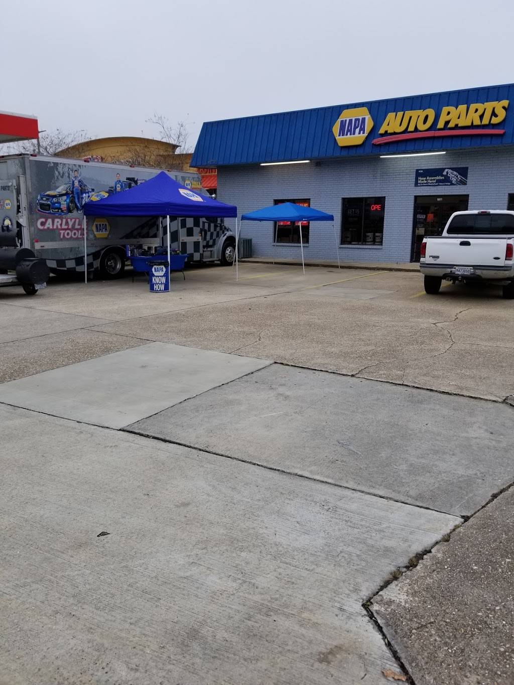 NAPA Auto Parts - Auto Parts & Supplies Inc | 1811 Staring Ln, Baton Rouge, LA 70810, USA | Phone: (225) 372-7716