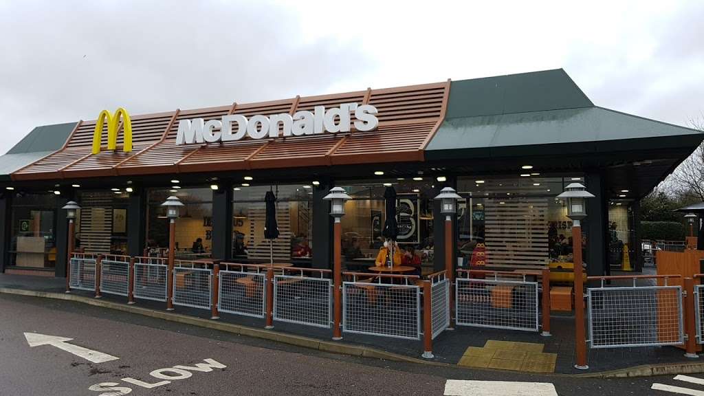 McDonalds Friern Barnet | Friern Bridge Retail Park, London N11 3PW, UK | Phone: 020 8368 8533