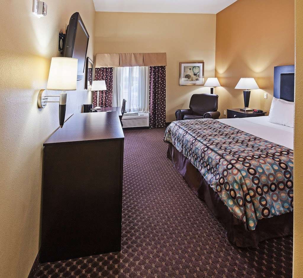 La Quinta Inn & Suites Alvin | 880 S Bypass 35, Alvin, TX 77511, USA | Phone: (281) 585-3900