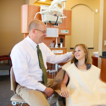 Douglas B Hunt D.D.S Queen Creek Dentist | 22711 S Ellsworth Rd, Queen Creek, AZ 85142, USA | Phone: (480) 219-8559