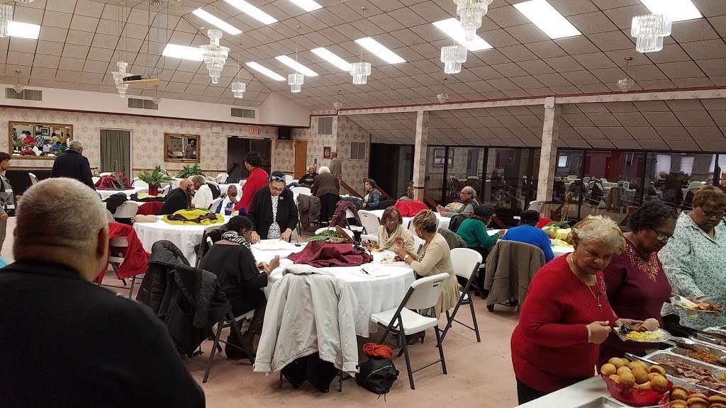 Christ Baptist Church 950 Jacksonville Rd, Burlington, NJ 08016, USA