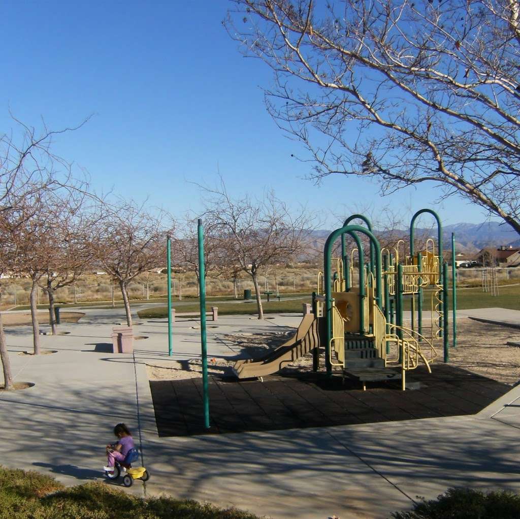 Rick Novack Community Center & Palm Street Park | 13558 Palm St, Hesperia, CA 92344 | Phone: (760) 244-5488