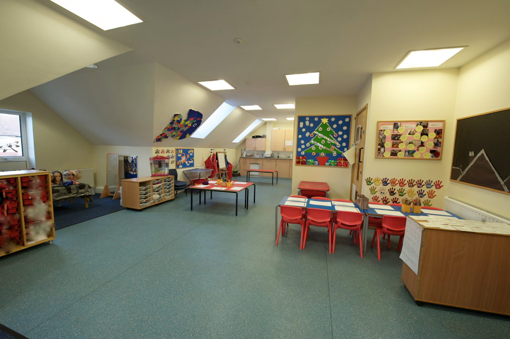 Play 2 Learn Day Nursery | London Rd, Grays RM20 4AR, UK | Phone: 01708 891133