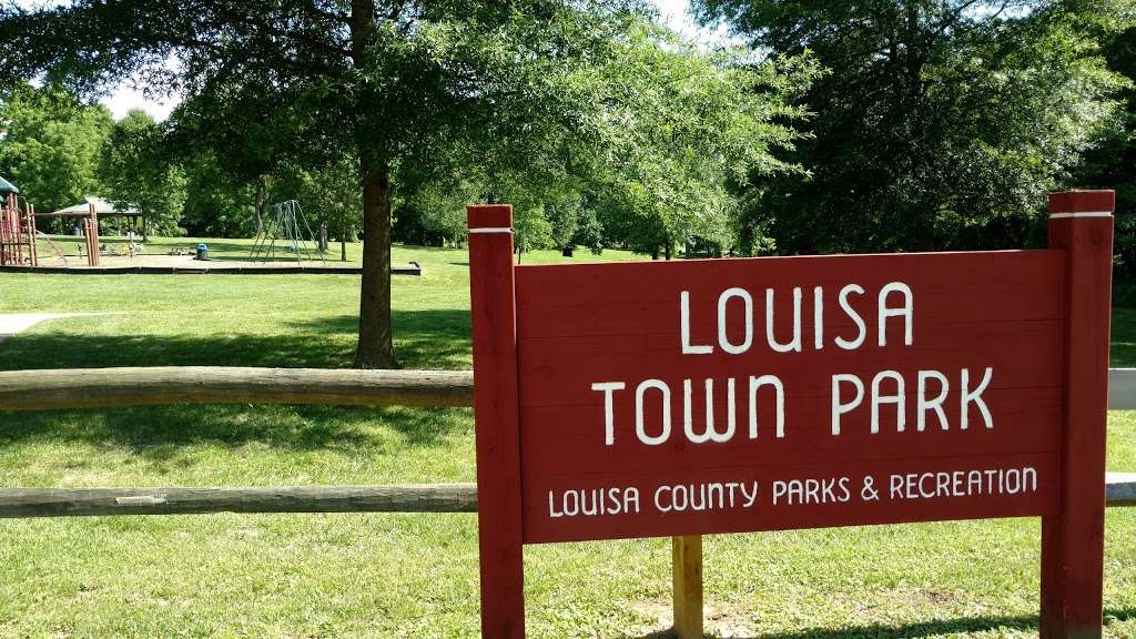 Louisa Town Park | 108 Meadow Ave, Louisa, VA 23093, USA