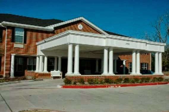 Colonial Oaks Senior Living at Westchase | 11395 Richmond Ave, Houston, TX 77082, USA | Phone: (281) 759-2900