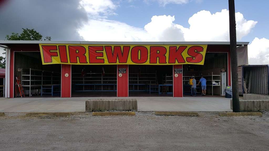 Dino-Mite Fireworks | 22440 Hwy 6, Alvin, TX 77511, USA | Phone: (281) 235-8150