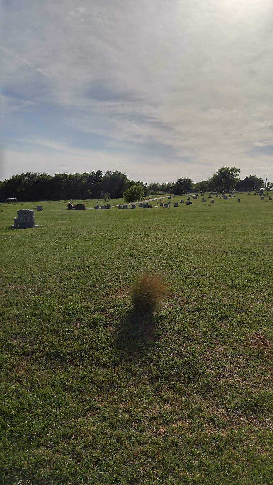 Riverside Gardens Cemetery | 4720 NE 36th St, Oklahoma City, OK 73121, USA | Phone: (405) 427-4306
