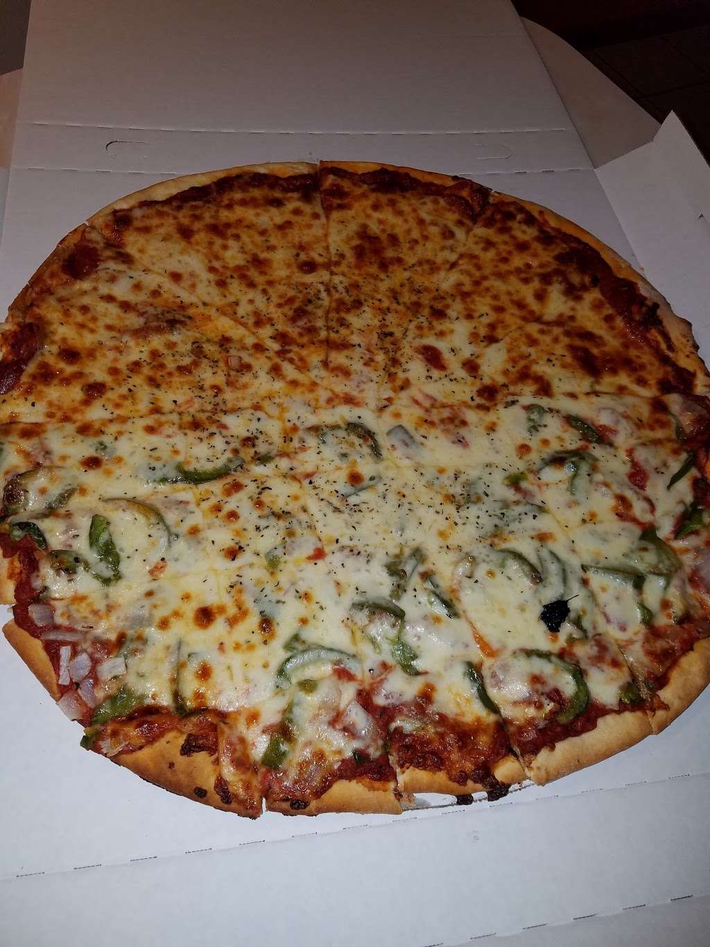 Little Franks Pizzeria | 6355 W 79th St, Burbank, IL 60459, USA | Phone: (708) 598-8660