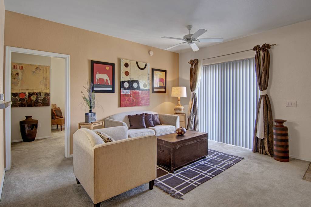 Tierra Vida Luxury Apartment Homes | 1970 W Old Magee Trail, Tucson, AZ 85704, USA | Phone: (520) 208-6403