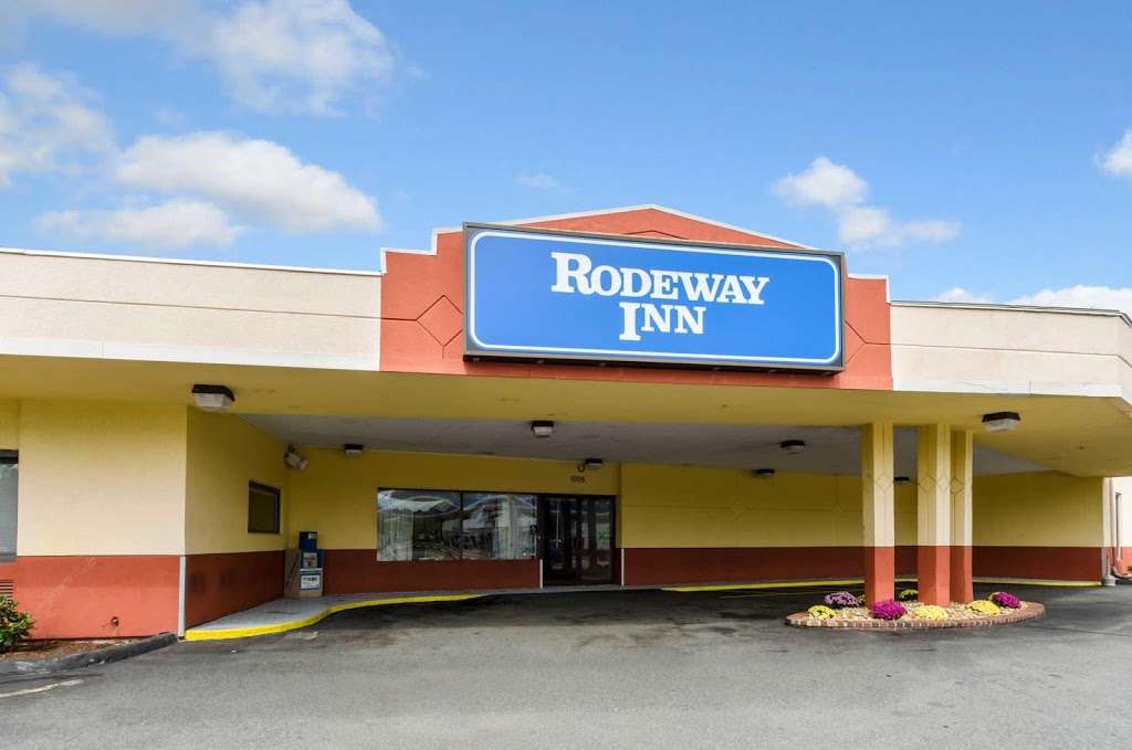Rodeway Inn | 1005 Belmont St, Brockton, MA 02301, USA | Phone: (508) 588-3333