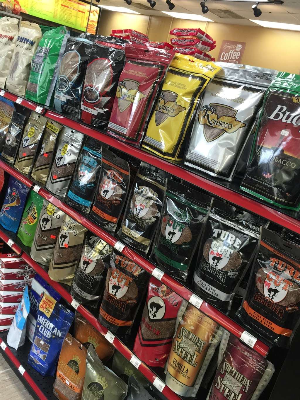 Penn Jersey Food Mart | 989 Pennsylvania Ave, Pen Argyl, PA 18072, USA | Phone: (610) 881-4244