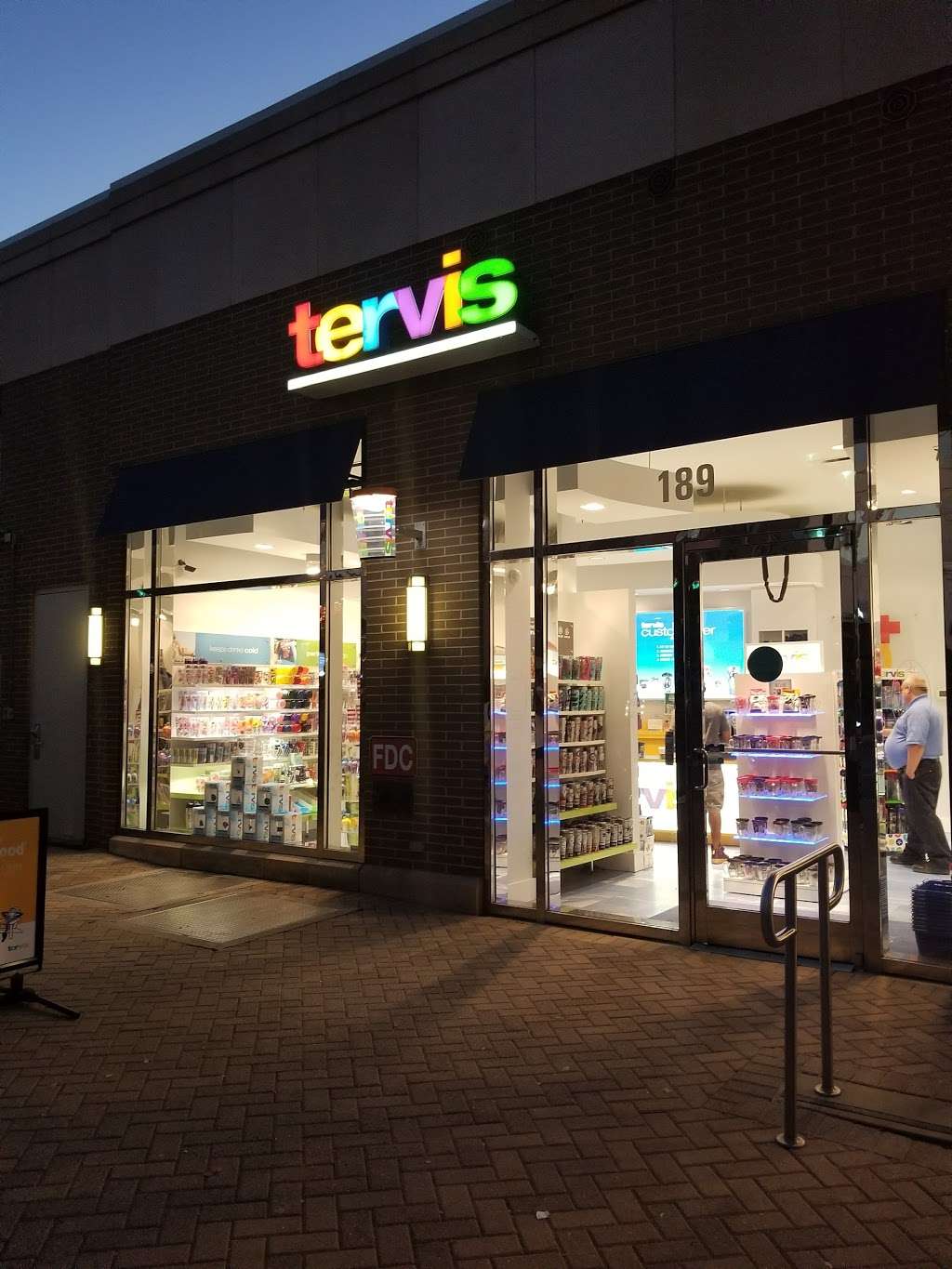 Tervis Store | 189 Waterfront St, Oxon Hill, MD 20745, USA | Phone: (301) 686-0256