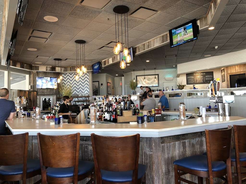 Rooneys Oceanfront Restaurant | 100 Ocean Ave N, Long Branch, NJ 07740, USA | Phone: (732) 870-1200