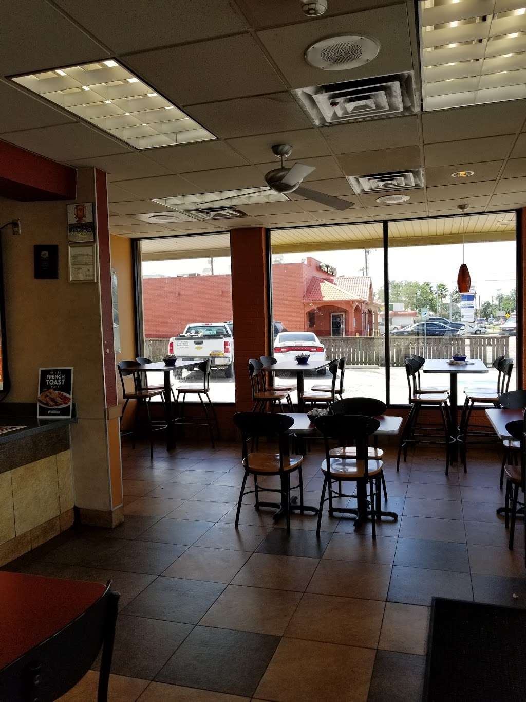 KFC | 1623 S Gordon St Drive, Alvin, TX 77511, USA | Phone: (281) 331-6612