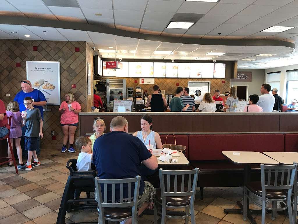 Chick-fil-A | 9707 Quivira Rd, Overland Park, KS 66215 | Phone: (913) 310-9222