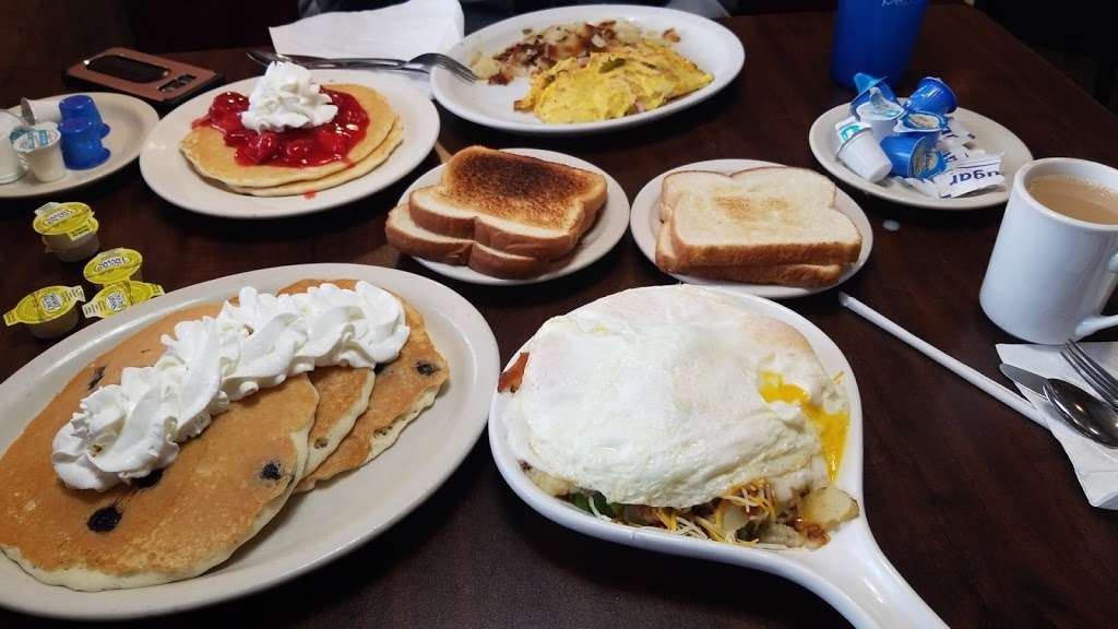 The Country Cafe | 4254 IN-26 E, Lafayette, IN 47905, USA | Phone: (765) 448-1557