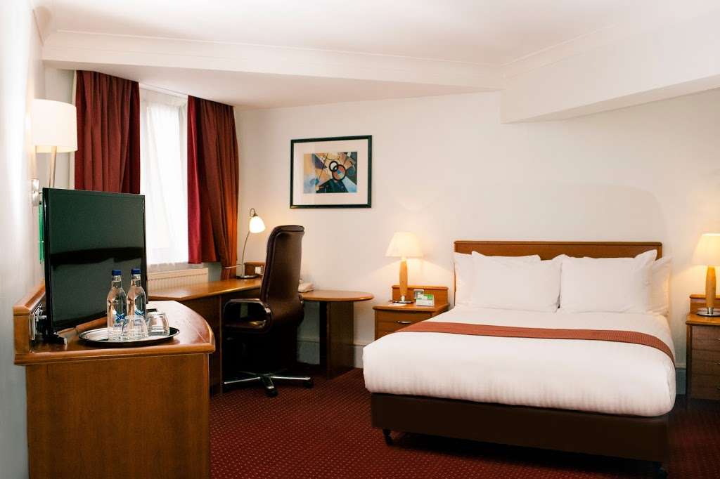 Holiday Inn London-Elstree M25, Jct.23 | Barnet By-Pass, London, Borehamwood WD6 5PU, UK | Phone: 0871 942 9071