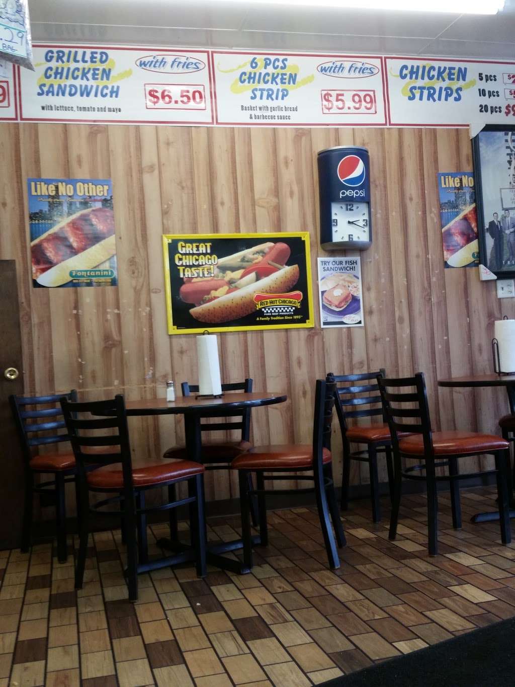 R J Munchies | 8417 W 79th St, Justice, IL 60458, USA | Phone: (708) 496-0222