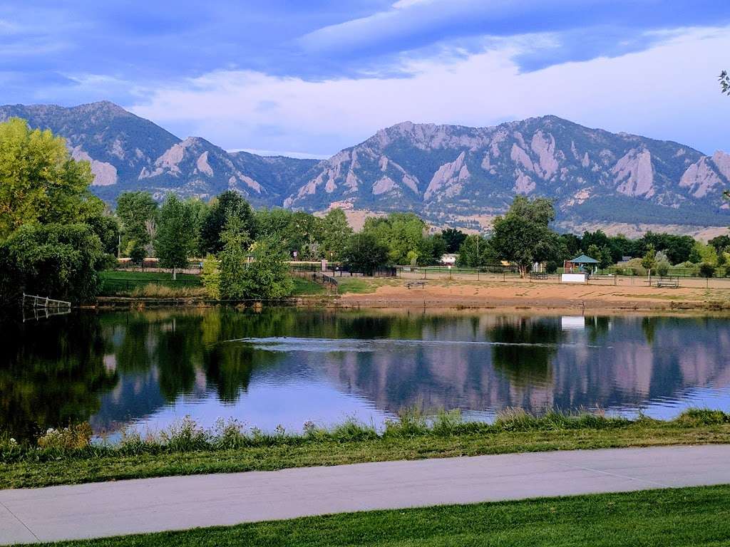 East Boulder Community Center | 5660 Sioux Dr, Boulder, CO 80303, USA | Phone: (303) 441-4400