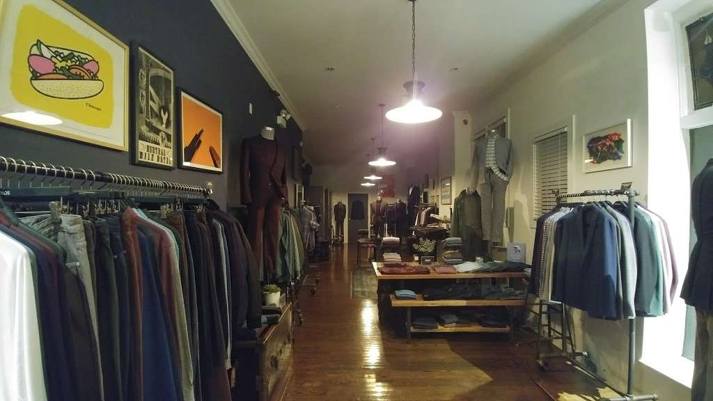 Bonobos | 845 W Armitage Ave, Chicago, IL 60614, USA | Phone: (773) 697-4910