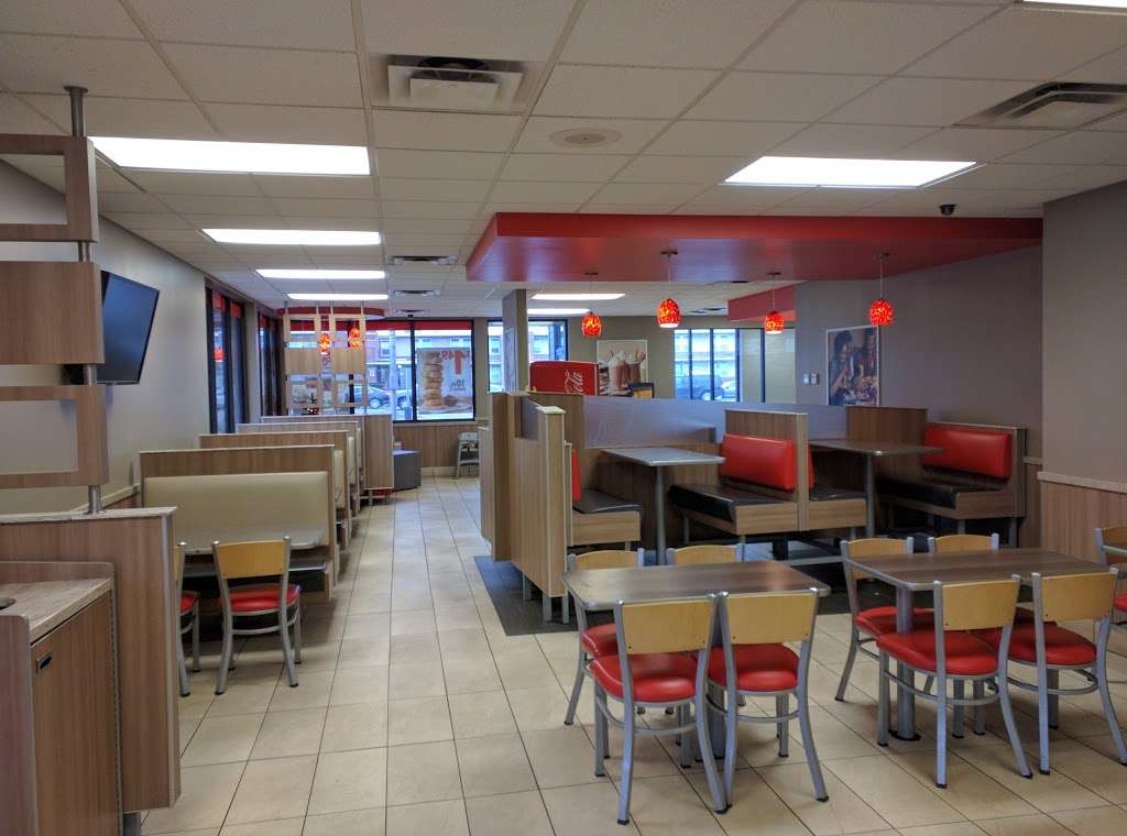 Burger King | 2595 Willowcreek Rd, Portage, IN 46368, USA | Phone: (219) 762-6090