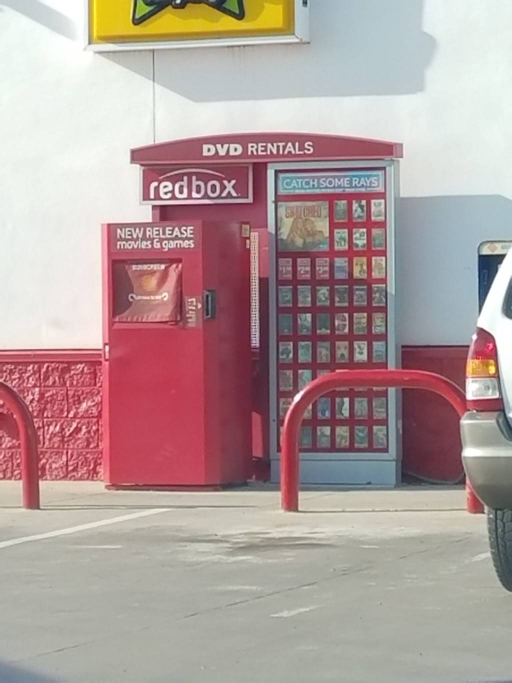 Redbox | 111 Willow Oak, Laredo, TX 78043, USA | Phone: (866) 733-2693