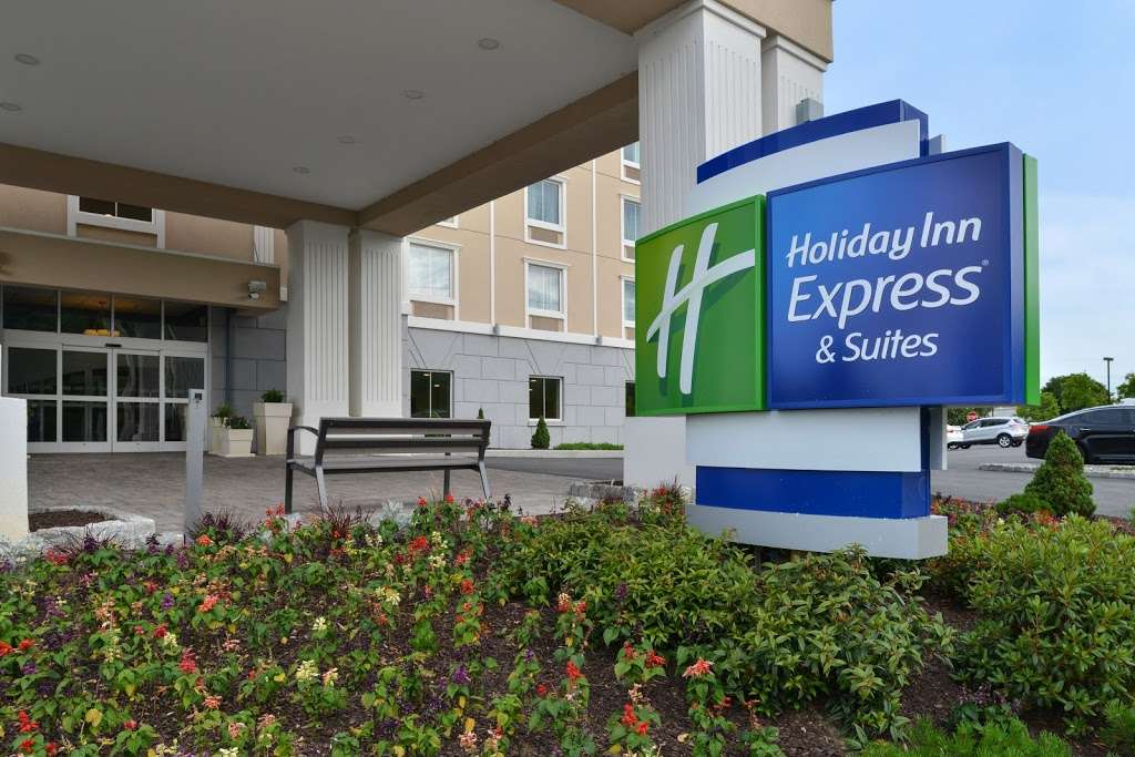 Holiday Inn Express & Suites Peekskill-Lower Hudson Valley | 2 John Walsh Blvd, Peekskill, NY 10566, USA | Phone: (914) 743-5700