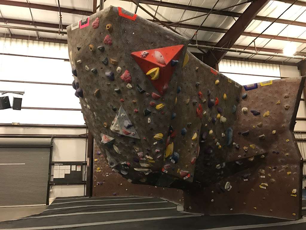 Planet Granite Sunnyvale | 815 Stewart Dr, Sunnyvale, CA 94085 | Phone: (408) 991-9090