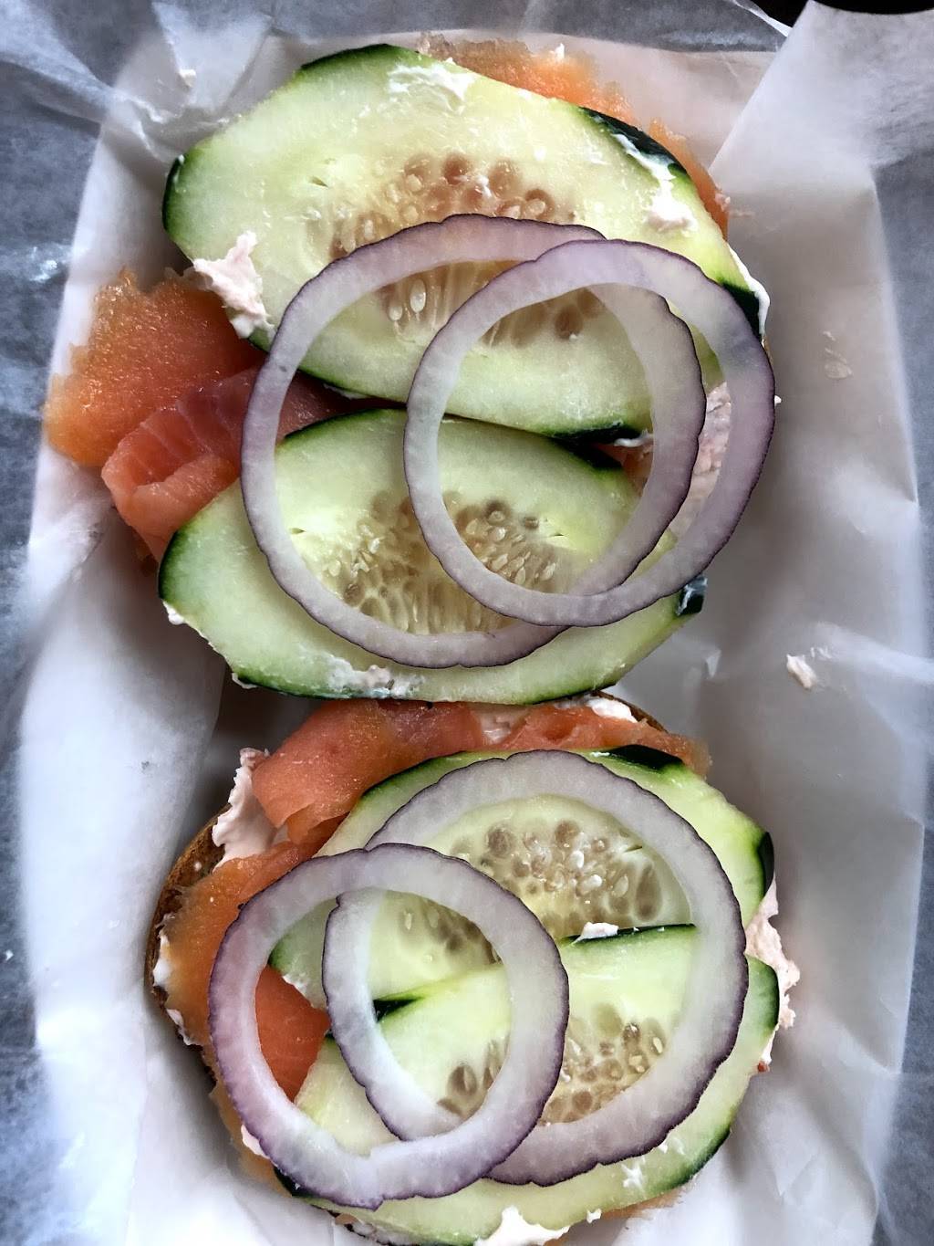 Upper Crust Bagel | 2831 Dundee Rd, Northbrook, IL 60062, USA | Phone: (847) 559-9229