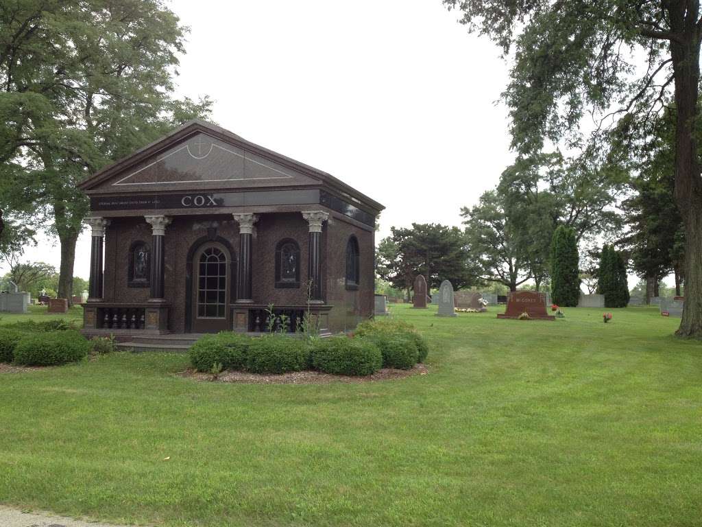 Queen of Heaven Catholic Cemetery & Mausoleums | 1400 S Wolf Rd, Hillside, IL 60162 | Phone: (708) 449-8300