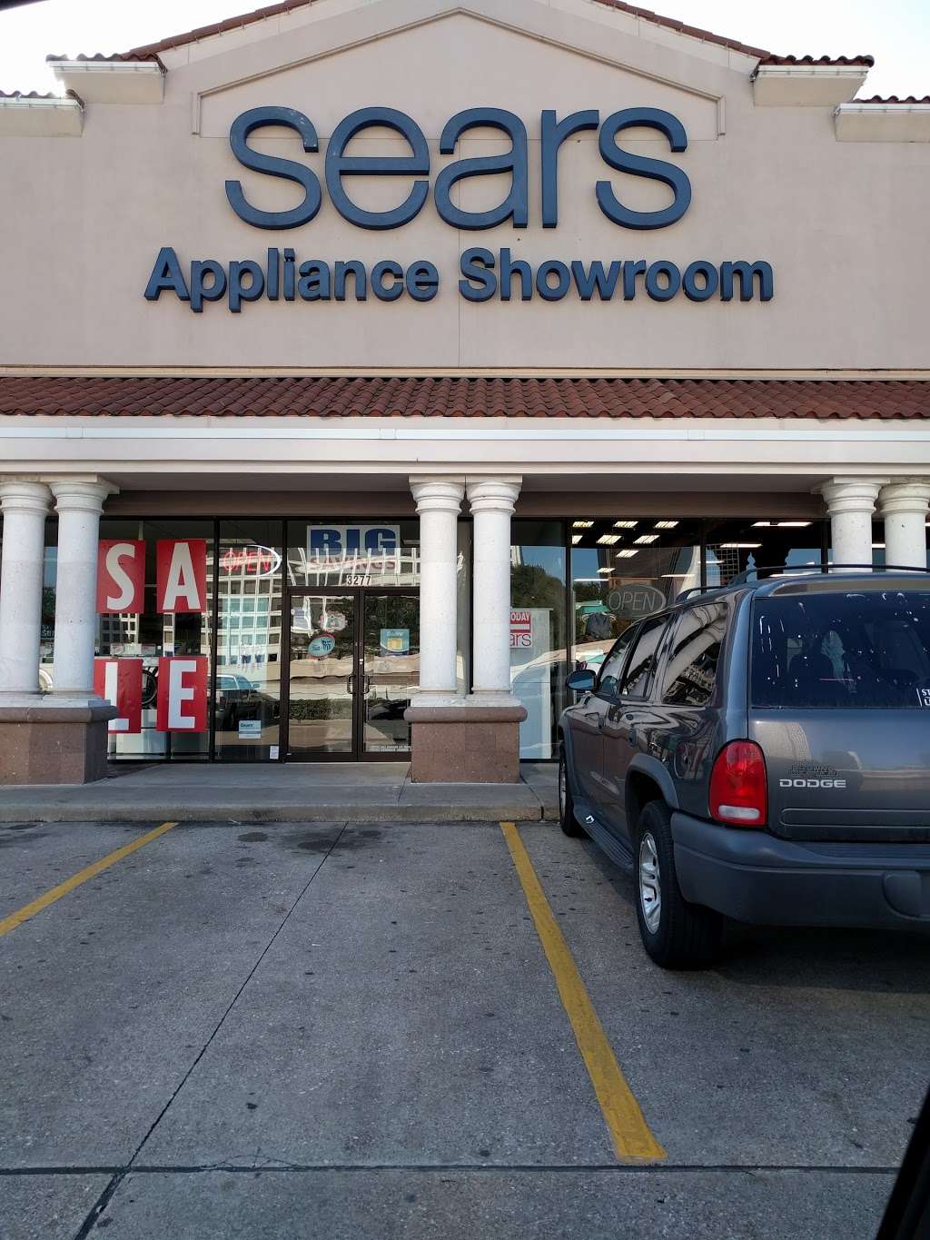 Sears Home Appliance Showroom | 3277 Southwest Fwy, Houston, TX 77027, USA | Phone: (713) 668-3000