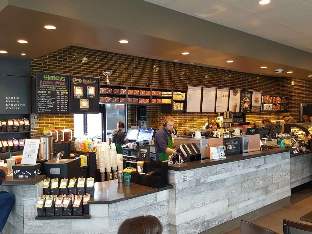 Starbucks | 240 US-202, Flemington, NJ 08822, USA | Phone: (908) 300-1511